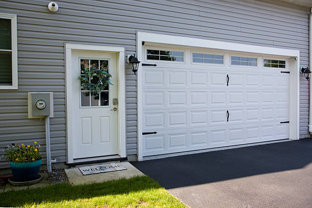 24/7 Emergency Garage Door Panel Replacement experts in Jasper County County, MS